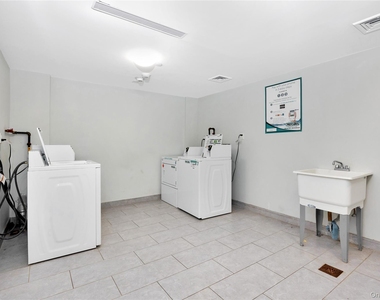 89th Avenue - Photo Thumbnail 21