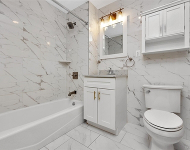 89th Avenue - Photo Thumbnail 7