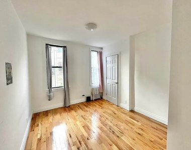 294 Harman Street - Photo Thumbnail 3