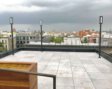 340 Evergreen Avenue - Photo Thumbnail 9