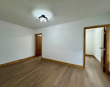 2248 1st Avenue - Photo Thumbnail 12