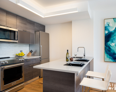 172 Montague Street - Photo Thumbnail 1