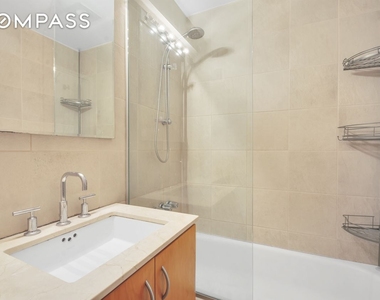 65 Cooper Square - Photo Thumbnail 9