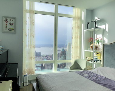 388 Bridge Street - Photo Thumbnail 6