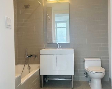 388 Bridge Street - Photo Thumbnail 8