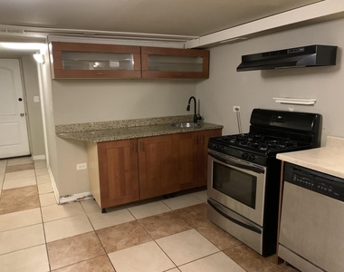 2863 W Belden Avenue - Photo Thumbnail 7