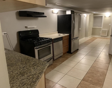 2863 W Belden Avenue - Photo Thumbnail 9