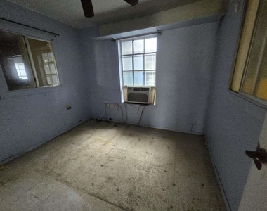 830 Stonyridge Street - Photo Thumbnail 4