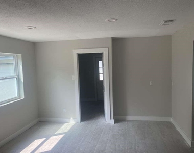 529 Brandon Road - Photo Thumbnail 9