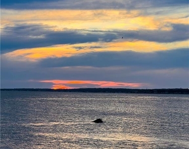 38 Seabreeze Road - Photo Thumbnail 5