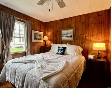 38 Seabreeze Road - Photo Thumbnail 14