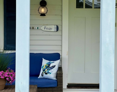 38 Seabreeze Road - Photo Thumbnail 9