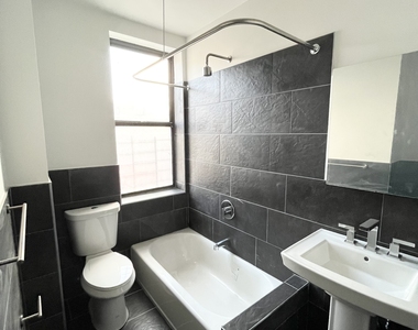 700 West 175th Street - Photo Thumbnail 3