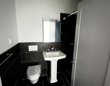 700 West 175th Street - Photo Thumbnail 2