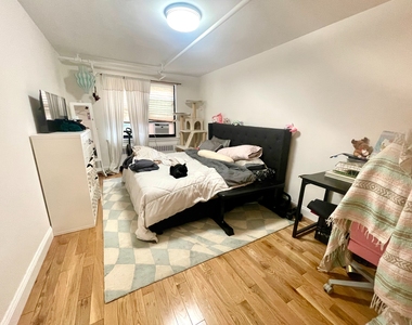 31-39 32nd Street - Photo Thumbnail 6