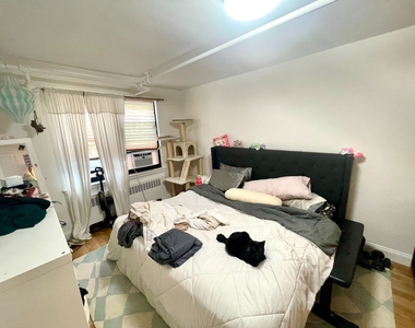 31-39 32nd Street - Photo Thumbnail 7