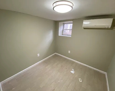 92 Harman Street - Photo Thumbnail 5