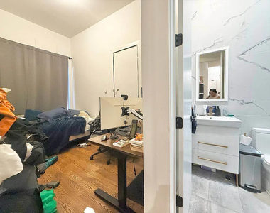 315 Bushwick Avenue - Photo Thumbnail 4