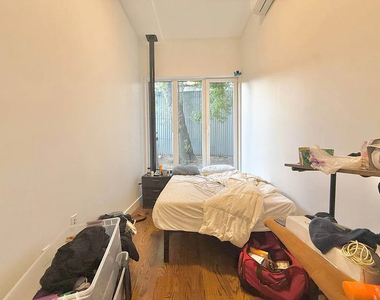 315 Bushwick Avenue - Photo Thumbnail 3