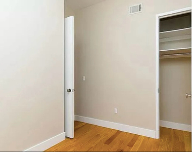 321 Putnam Avenue - Photo Thumbnail 5