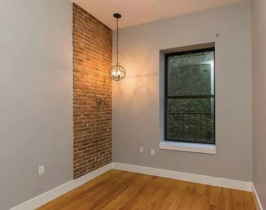 321 Putnam Avenue - Photo Thumbnail 11