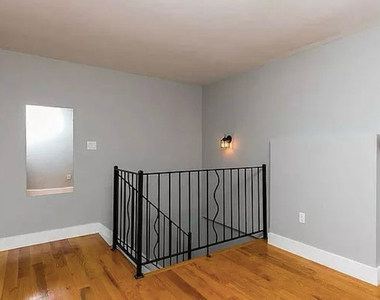 321 Putnam Avenue - Photo Thumbnail 13