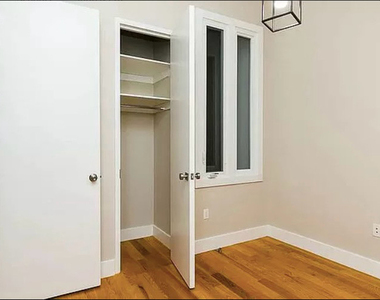 321 Putnam Avenue - Photo Thumbnail 3