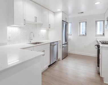 1800 N. Oak St. - Photo Thumbnail 11