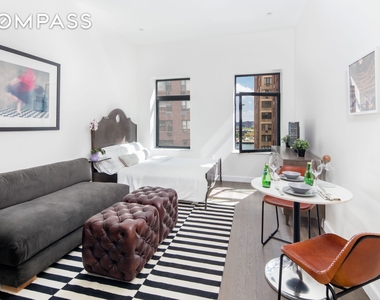 44 E End Avenue - Photo Thumbnail 0