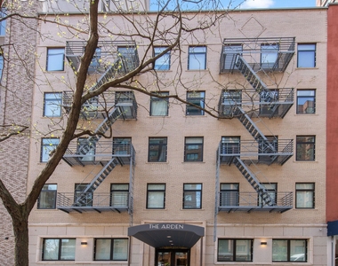 44 E End Avenue - Photo Thumbnail 11