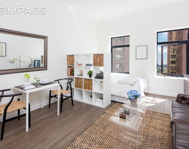 44 E End Avenue - Photo Thumbnail 1