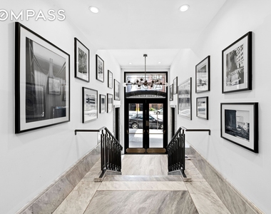 44 E End Avenue - Photo Thumbnail 8