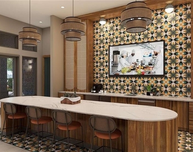 100 Oakbrook Drive - Photo Thumbnail 15