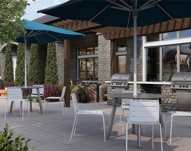 100 Oakbrook Drive - Photo Thumbnail 20