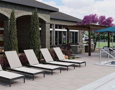 100 Oakbrook Drive - Photo Thumbnail 22