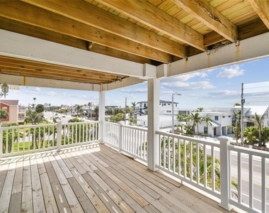 16033 Gulf Boulevard - Photo Thumbnail 55