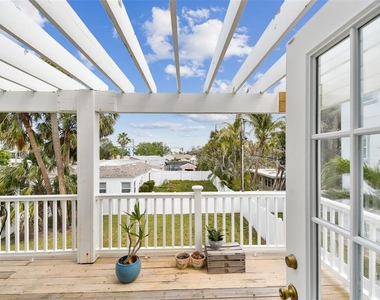 16033 Gulf Boulevard - Photo Thumbnail 72