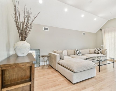 16033 Gulf Boulevard - Photo Thumbnail 61