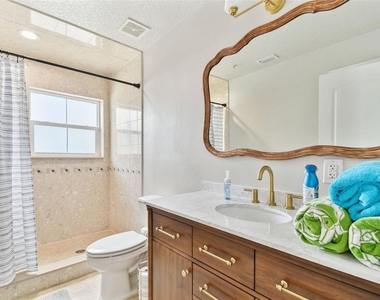 16033 Gulf Boulevard - Photo Thumbnail 25