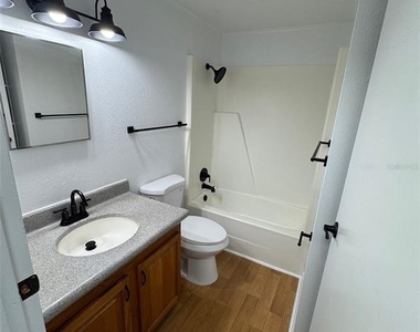 420-420 Mills Street - Photo Thumbnail 8