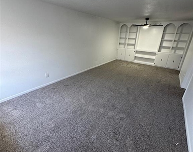 420-420 Mills Street - Photo Thumbnail 2