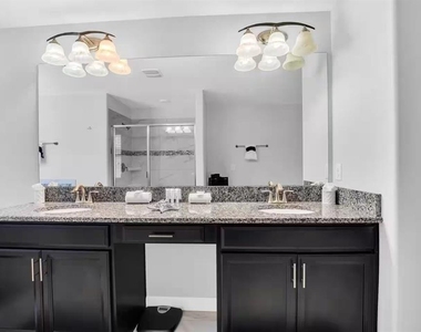 5504 Solterra Circle - Photo Thumbnail 19