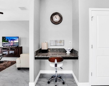 5504 Solterra Circle - Photo Thumbnail 6