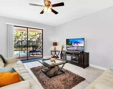 5504 Solterra Circle - Photo Thumbnail 8