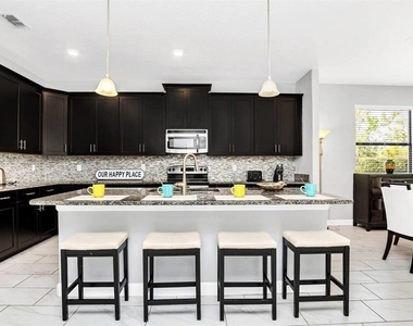 5504 Solterra Circle - Photo Thumbnail 3