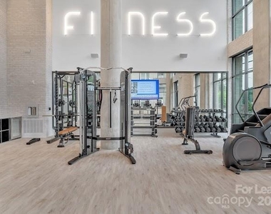 2020 W Morehead Street - Photo Thumbnail 10