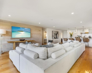 5080 Carlsbad Blvd - Photo Thumbnail 5