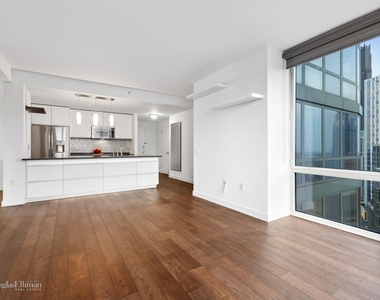 306 Gold St - Photo Thumbnail 2