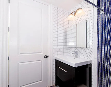 51 W 11th Street - Photo Thumbnail 7