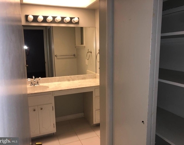 21 S Stewart Street - Photo Thumbnail 9